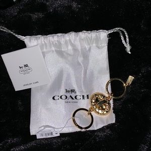 Coach Turnlock Valet Keychain